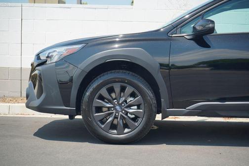 2025 Subaru Outback Onyx Edition XT