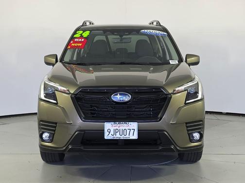 2024 Subaru Forester Premium