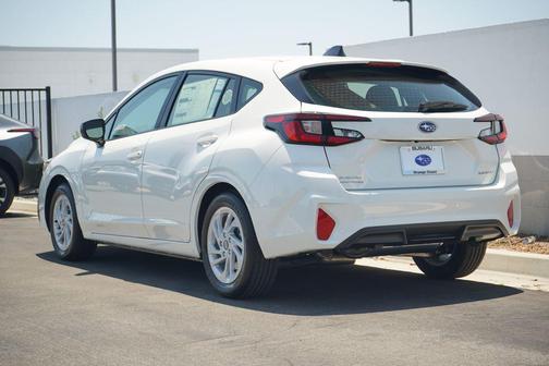 2025 Subaru Impreza Base
