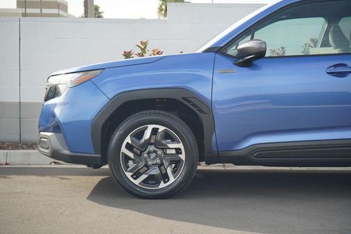 2025 Subaru Forester Hybrid Premium