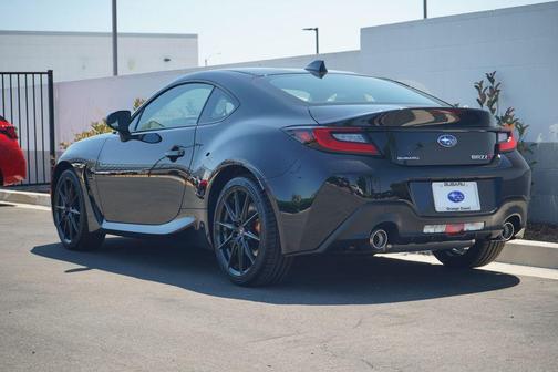 2025 Subaru BRZ tS