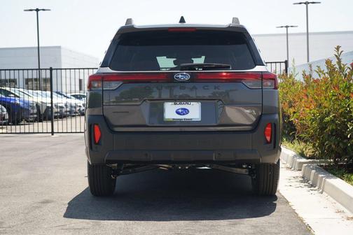 Magnetite Gray Metallic 2026 Subaru Outback Premium