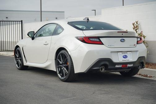 2025 Subaru BRZ tS