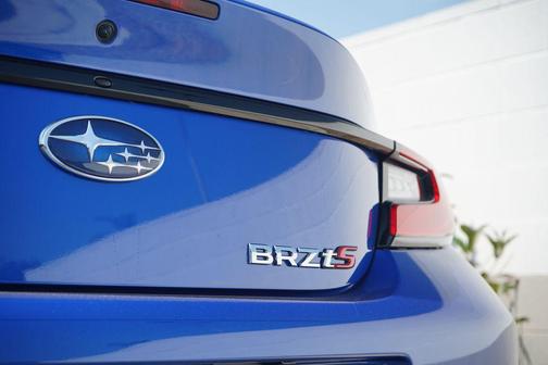 2025 Subaru BRZ tS