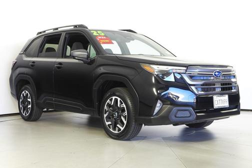 2025 Subaru Forester Premium