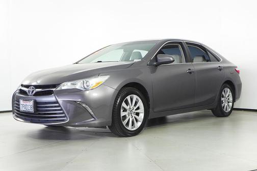 2016 Toyota Camry XLE
