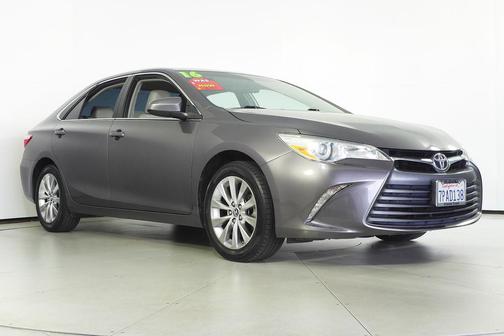 2016 Toyota Camry XLE