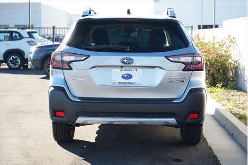 2025 Subaru Outback Touring XT