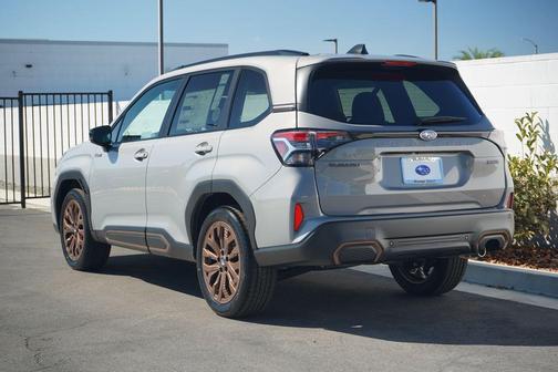 2025 Subaru Forester Hybrid Sport