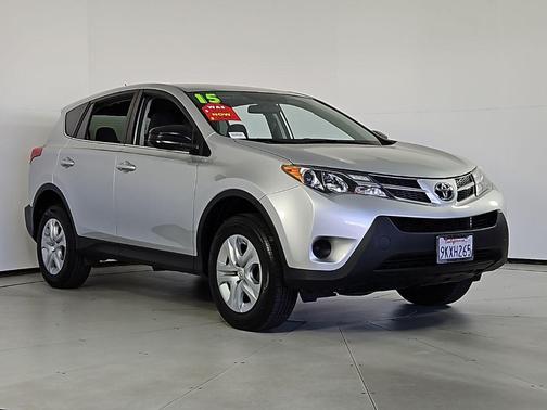 2015 Toyota RAV4 LE