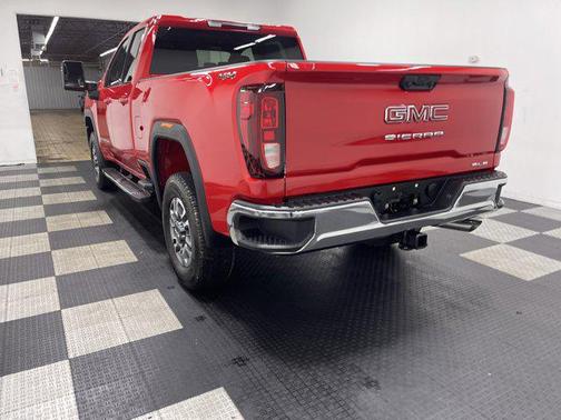 2026 GMC Sierra 2500 SLE