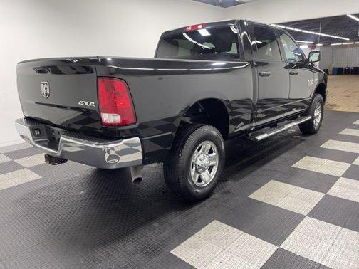 2018 RAM 2500 Tradesman Crew Cab 4x4 6'4' Box