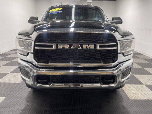 2021 RAM 2500 Tradesman Crew Cab 4x4 6'4' Box