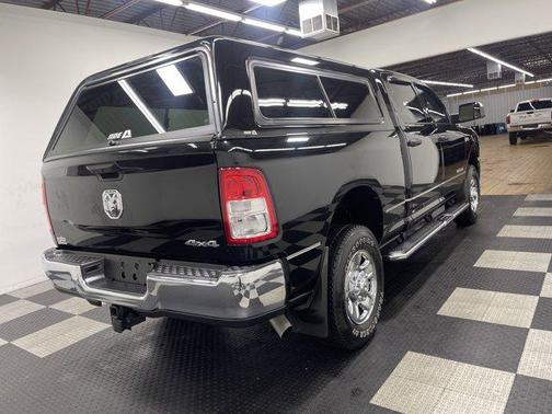 2021 RAM 2500 Tradesman Crew Cab 4x4 6'4' Box