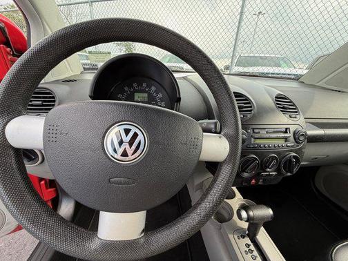 1999 Volkswagen New Beetle GLS