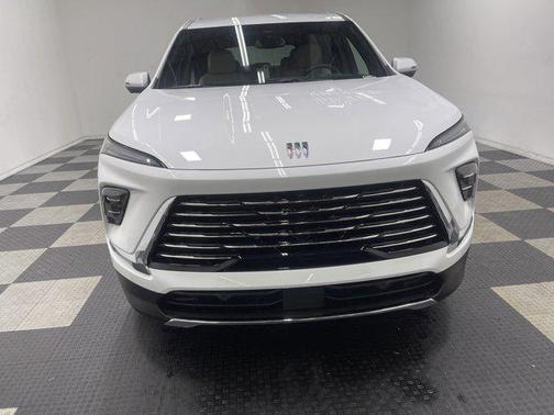 2025 Buick Enclave Preferred FWD