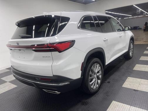 2025 Buick Enclave Preferred FWD