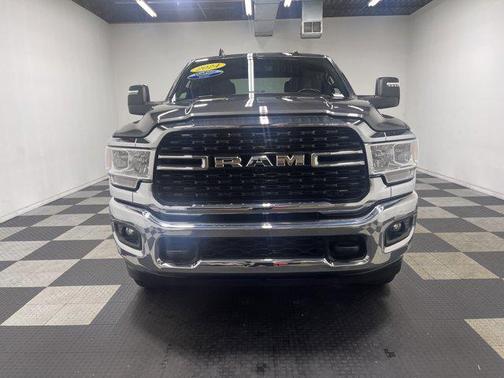 2024 RAM 2500 Big Horn Crew Cab 4x4 8' Box