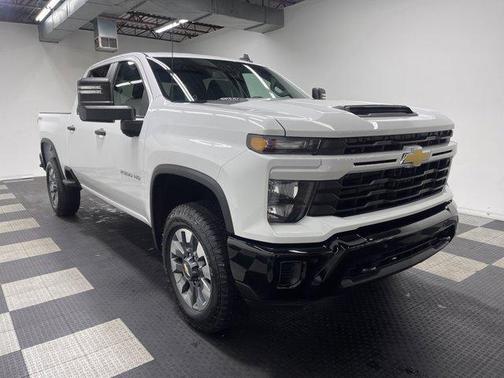 2026 Chevrolet Silverado 2500 Custom