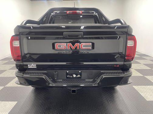 2025 GMC Canyon Base