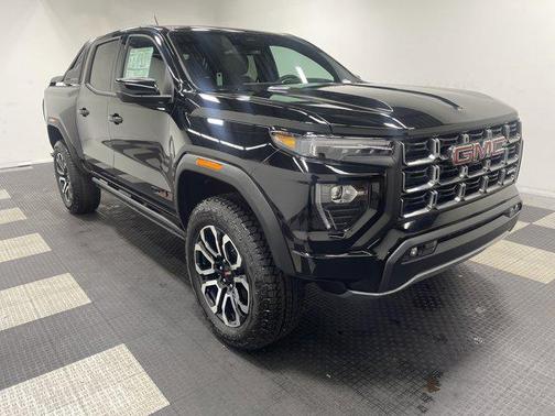 2025 GMC Canyon Base
