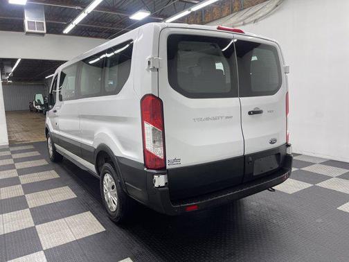 2022 Ford Transit-350 XLT