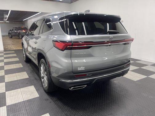 2025 Buick Enclave Preferred FWD