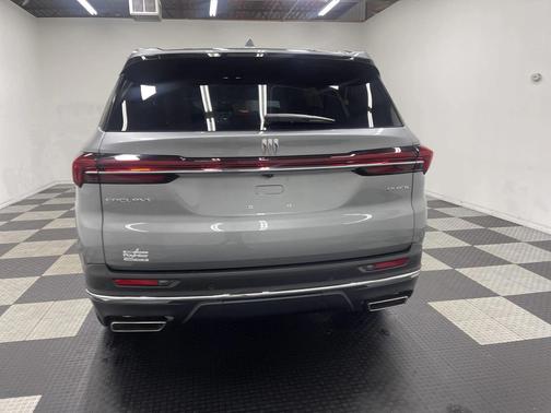 2025 Buick Enclave Preferred FWD