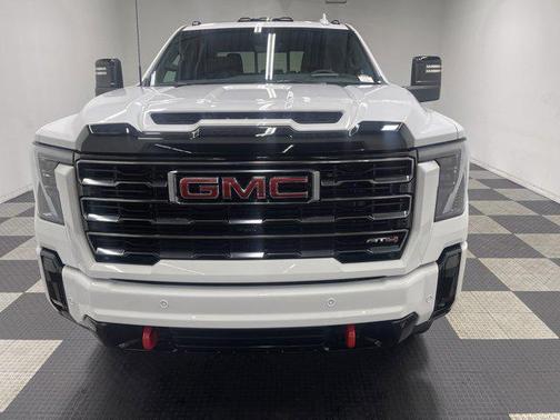 2025 GMC Sierra 2500 AT4
