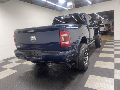 2021 RAM 3500 Laramie Crew Cab 4x4 6'4' Box