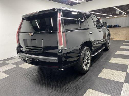 2020 Cadillac Escalade Luxury