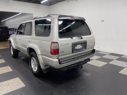 2000 Toyota 4Runner SR5 4WD