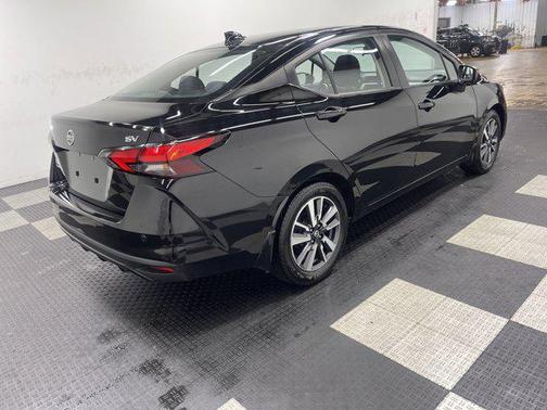2021 Nissan Versa 1.6 SV