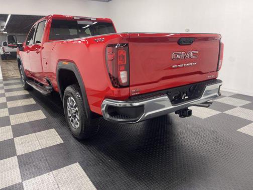 2025 GMC Sierra 2500 SLE