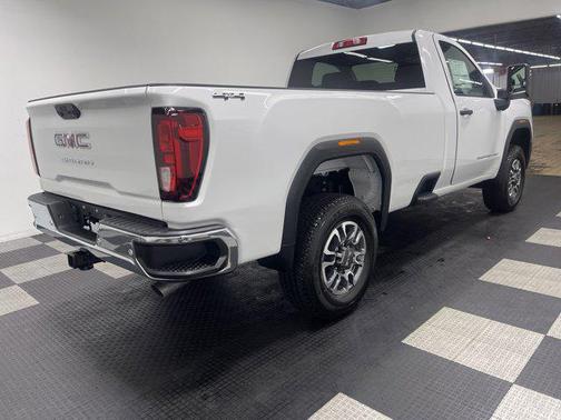 2025 GMC Sierra 3500 Base