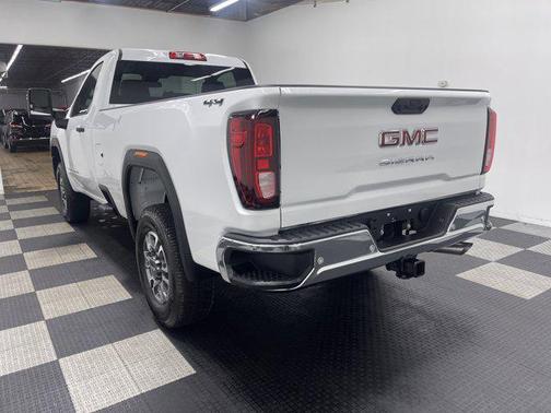 2025 GMC Sierra 3500 Base