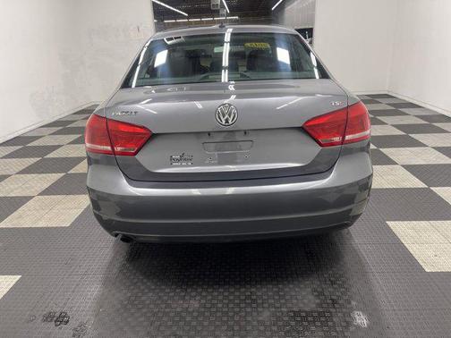 2015 Volkswagen Passat 1.8T Auto S