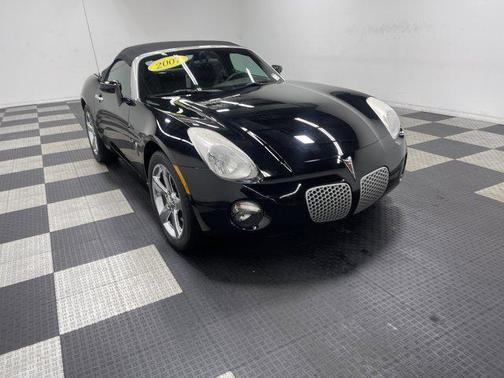 2007 Pontiac Solstice 2dr Convertible