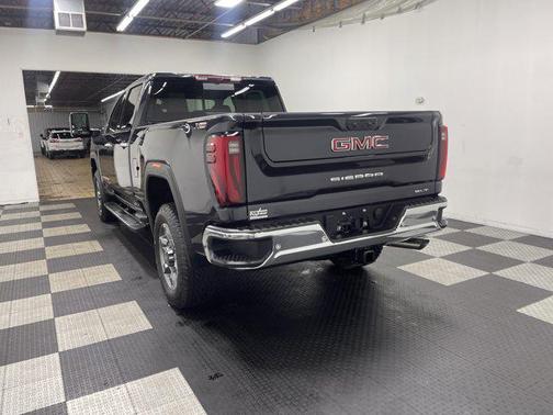 2026 GMC Sierra 2500 SLT