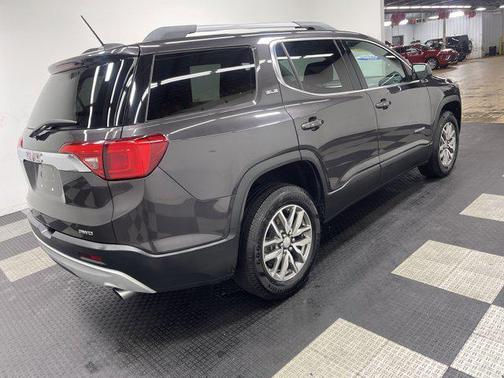 2019 GMC Acadia SLE-2