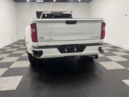 2023 Chevrolet Silverado 3500 High Country