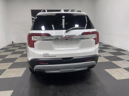 White Frost Tricoat 2020 GMC Acadia FWD SLT