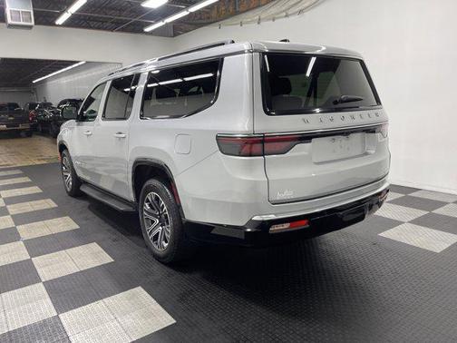 2024 Jeep Wagoneer L Series II 4x4