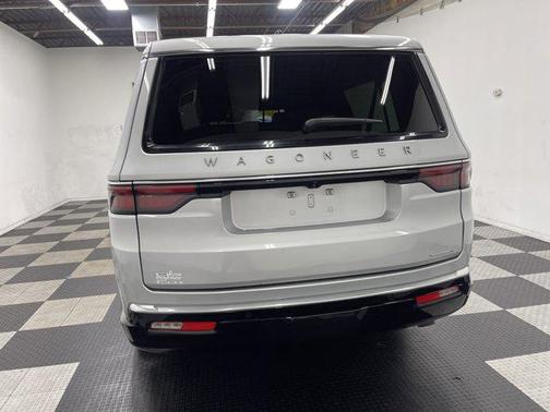 2024 Jeep Wagoneer L Series II 4x4