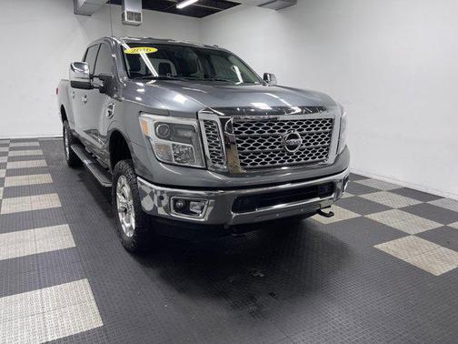 2016 Nissan Titan XD SL