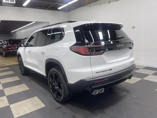 2026 GMC Acadia Elevation AWD