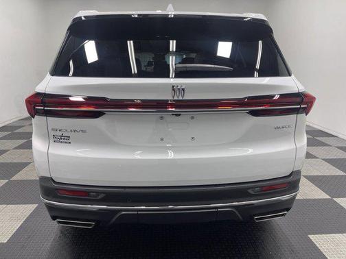 2025 Buick Enclave Preferred FWD
