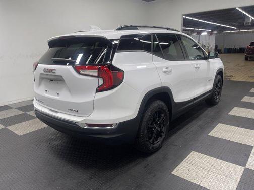 2023 GMC Terrain AWD AT4
