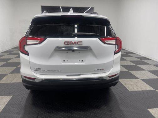 2023 GMC Terrain AWD AT4