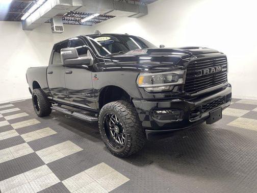 2024 RAM 2500 Laramie Crew Cab 4x4 6'4' Box
